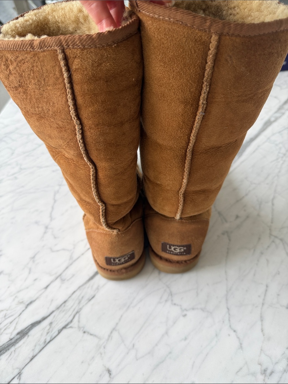 UGG
Classic Tall Boots Chestnut women’s size 8 - Picture 8 of 13